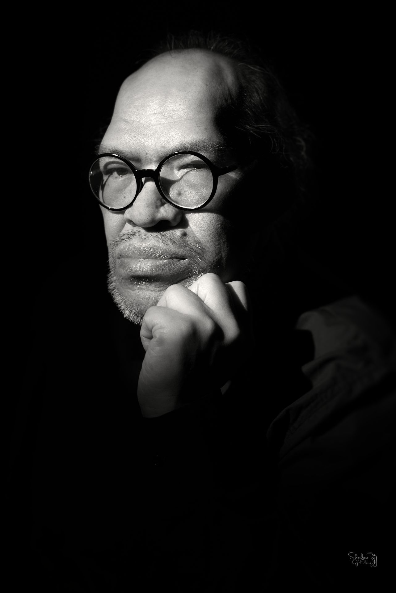Black and white portrait of Sivane Saray – Real Faces by Shadow of Claire